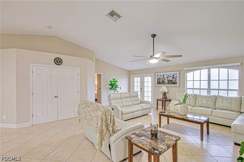 4 bedroom SingleFamilyResidence at 1301 SW 11th St, Cape Coral, Cape Coral — photo 5