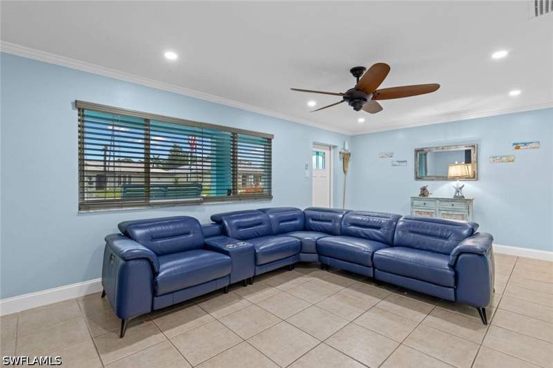 3 bedroom SingleFamilyResidence at 13527 Marquette Blvd, Fort Myers Shores, Fort Myers — photo 3