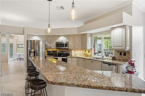 12761 Dresden Ct, Fort Myers FL - photo 13 of 47