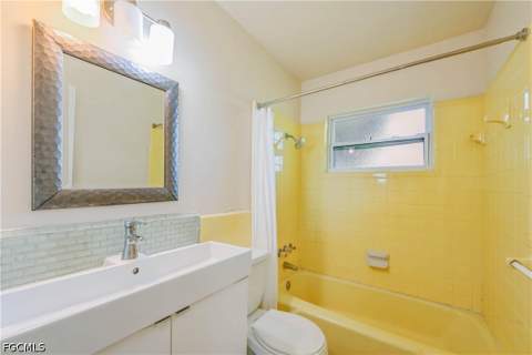 208 Norwich Ave, Lehigh Acres FL - photo 13 of 23