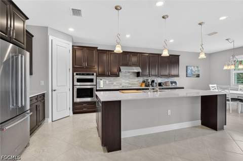 11279 Thurston Chase, Fort Myers FL - photo 12 of 44