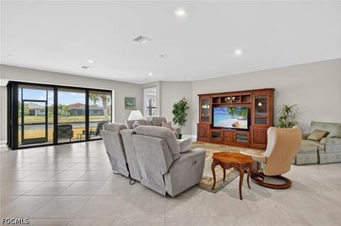 11279 Thurston Chase, Fort Myers FL - photo 7 of 44