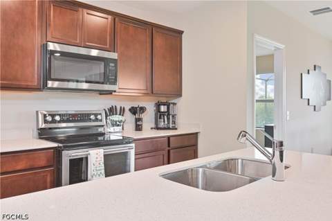 10792 Firebush Cir, North Fort Myers FL - photo 12 of 35