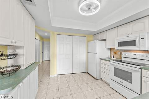 4728 Orange Grove Blvd 10, North Fort Myers FL - photo 17 of 31
