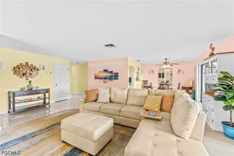 4728 Orange Grove Blvd 10, North Fort Myers FL - photo 7 of 31