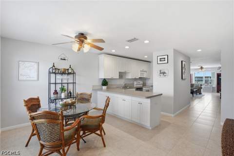 912 SE 46th St 201, Cape Coral FL - photo 7 of 41