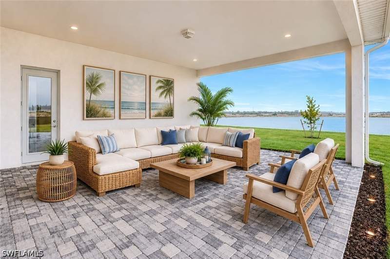 5 bedroom SingleFamilyResidence at 8718 Driftwood Dr, Seven Shores, Naples — photo 3