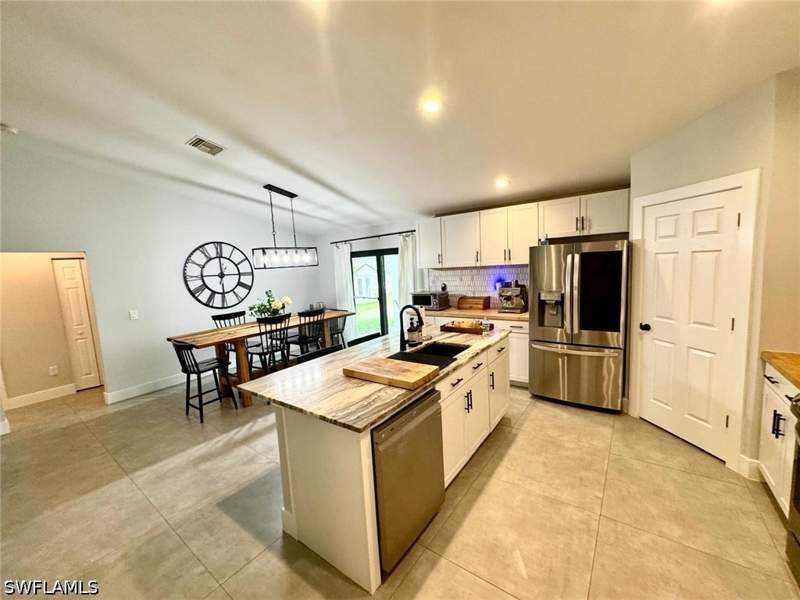 3 bedroom SingleFamilyResidence at 1010 Allman Ave, Lehigh Acres, Lehigh Acres — photo 5
