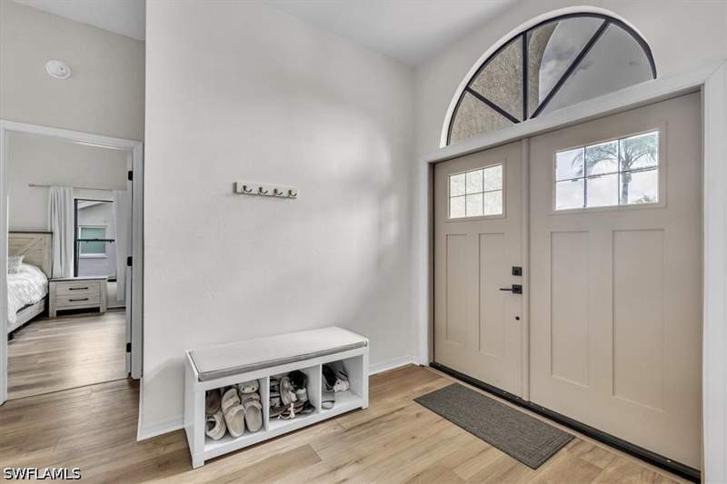4 bedroom SingleFamilyResidence at 14640 Eagles Lookout Ct, Eagle Ridge, Fort Myers — photo 2