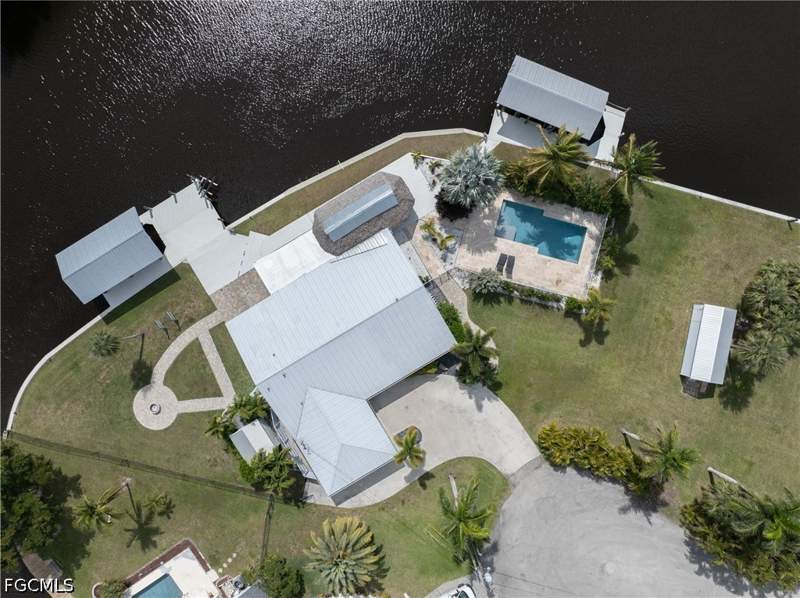 3 bedroom SingleFamilyResidence at 416 Seaworthy Rd, North Fort Myers, North Fort Myers — photo 2