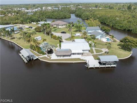 416 Seaworthy Rd, North Fort Myers FL - photo 7 of 30