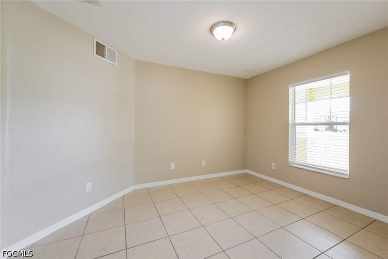 3 bedroom SingleFamilyResidence at 3812 14th St W, Lehigh Acres, Lehigh Acres — photo 5