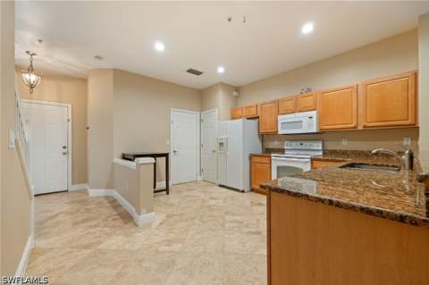 15715 Marcello Cir, Naples FL - photo 7 of 46
