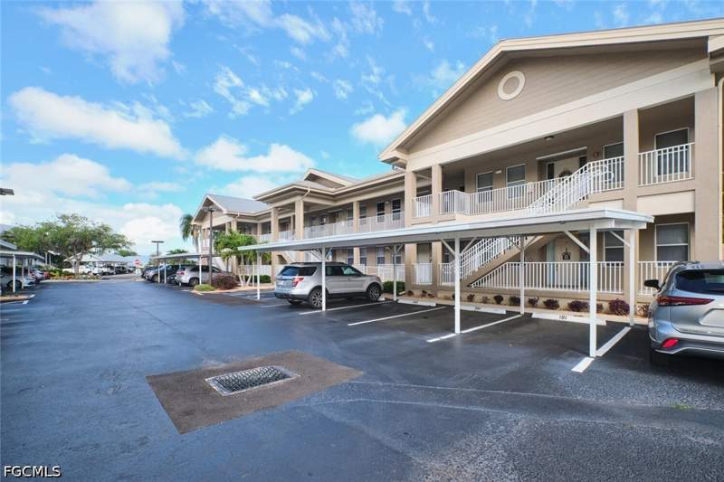 2 bedroom Condominium at 15256 Riverbend Blvd 202, Mariners Cove, North Fort Myers — photo 2