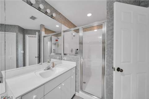 8460 Southbridge Dr 3, Estero FL - photo 18 of 49