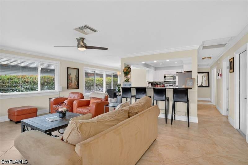 4 bedroom SingleFamilyResidence at 533 98th Ave N, Naples Park, Naples — photo 2