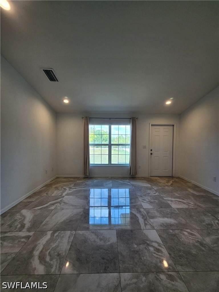 3 bedroom SingleFamilyResidence at 4270 64th Ave NE, Golden Gate Estates, Naples — photo 2