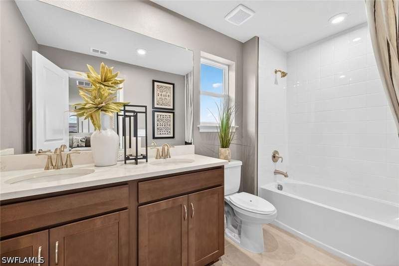 3 bedroom SingleFamilyResidence at 1541 Panoramic Vista Ave, Summerlit, Naples — photo 4