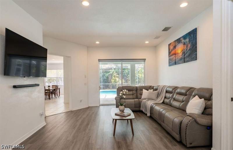 4 bedroom SingleFamilyResidence at 3935 10th Ave NE, Golden Gate Estates, Naples — photo 3
