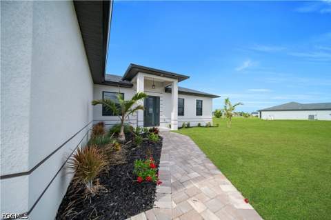 2829 NW 3rd St, Cape Coral FL - photo 10 of 31