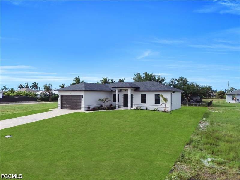 3 bedroom SingleFamilyResidence at 2829 NW 3rd St, Cape Coral, Cape Coral — photo 2