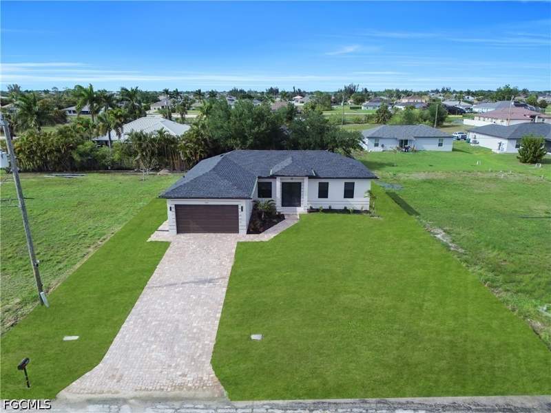 3 bedroom SingleFamilyResidence at 2829 NW 3rd St, Cape Coral, Cape Coral — photo 3