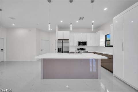 2829 NW 3rd St, Cape Coral FL - photo 7 of 31