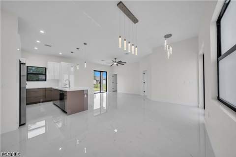 2829 NW 3rd St, Cape Coral FL - photo 9 of 31
