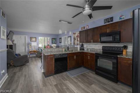 4903 Vincennes St 110, Cape Coral FL - photo 8 of 17