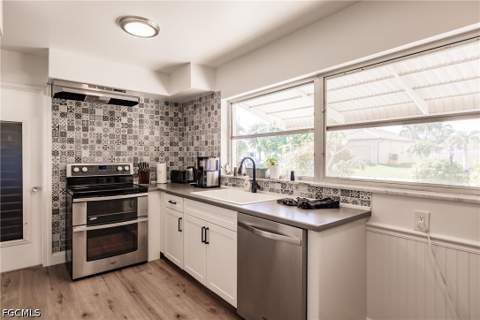 1437 Vendome Ct, Cape Coral FL - photo 12 of 50