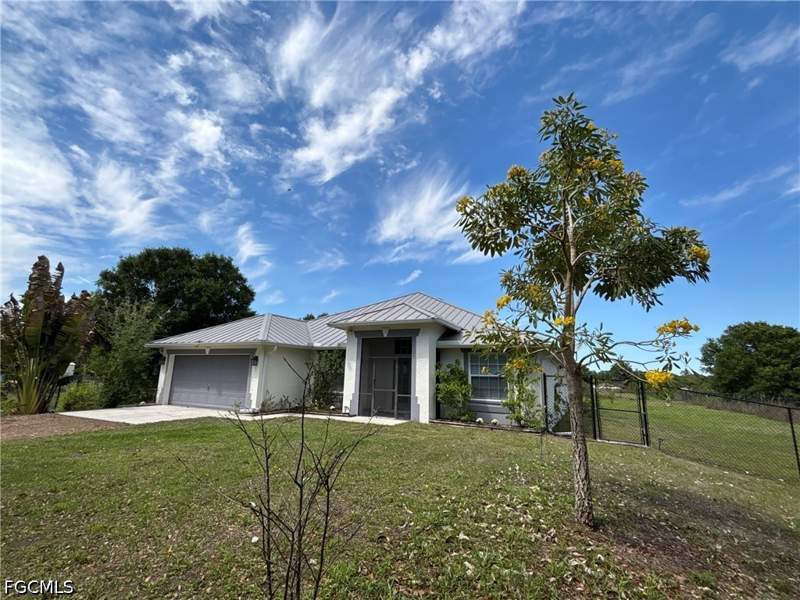 3 bedroom SingleFamilyResidence at 4665 47th Ave NE, Golden Gate Estates, Naples — photo 4