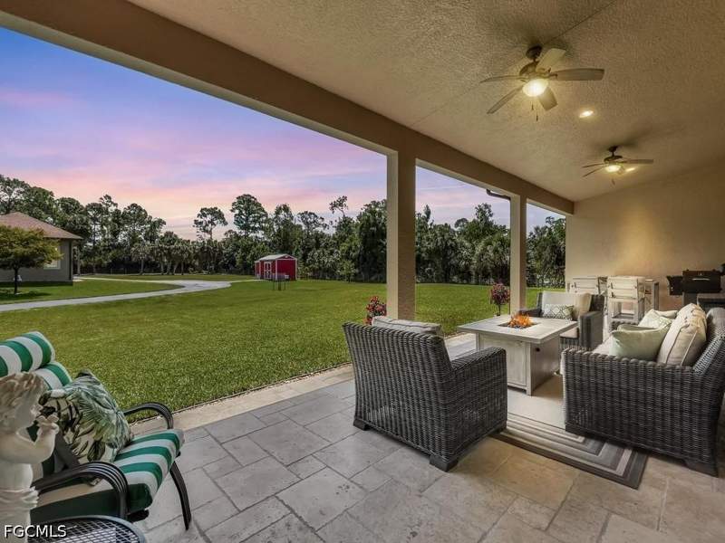 4 bedroom SingleFamilyResidence at 280 23rd St SW, Golden Gate Estates, Naples — photo 4