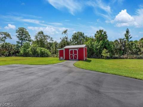 280 23rd St SW, Naples FL - photo 6 of 50
