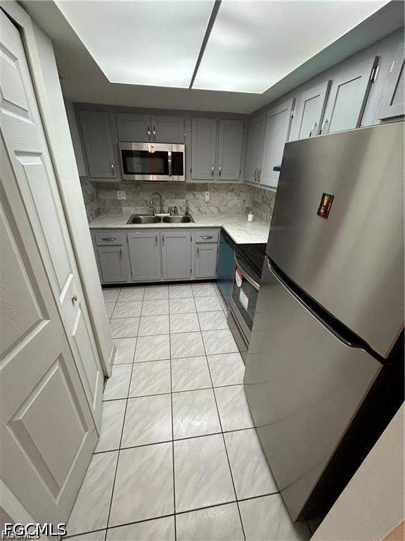 2 bedroom Condominium at 3704 Broadway 107, WINDSOR WEST, Fort Myers — photo 2