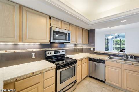 3280 Crossings Ct 21, Bonita Springs FL - photo 6 of 38