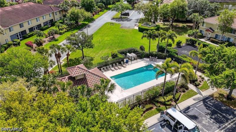 3 bedroom Condominium at 9400 Ivy Brook Run 110, Village Of Stoneybrook, Fort Myers — photo 4