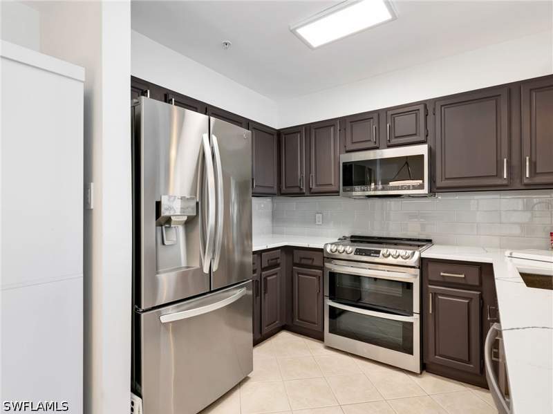 2 bedroom Condominium at 201 Arbor Lake Dr 2-501, Arbor Trace, Naples — photo 4