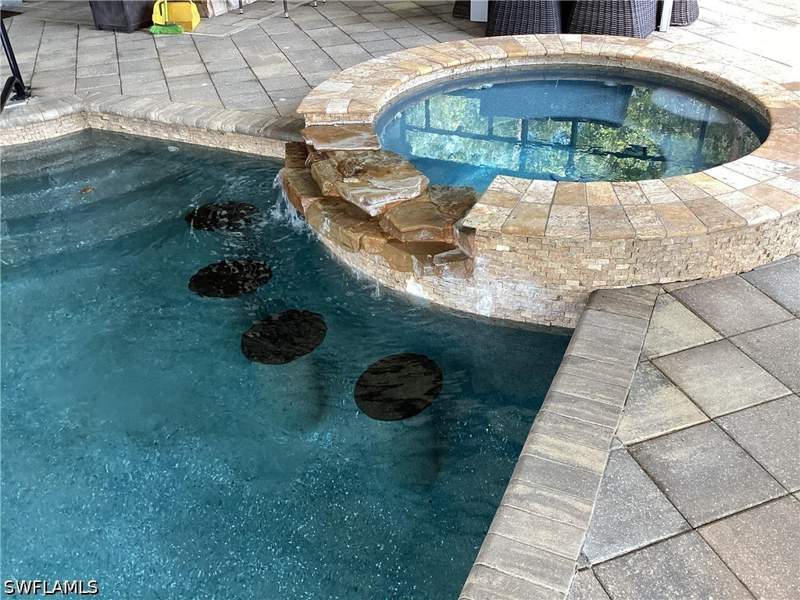 5 bedroom SingleFamilyResidence at 1702 Highland Ave, Lehigh Acres, Lehigh Acres — photo 3