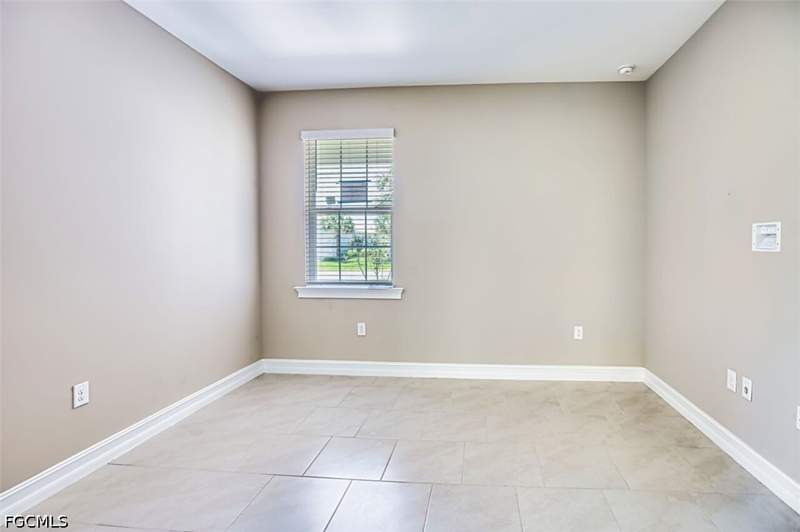 2 bedroom SingleFamilyResidence at 2017 Summersweet Dr, Cascades, Alva — photo 5