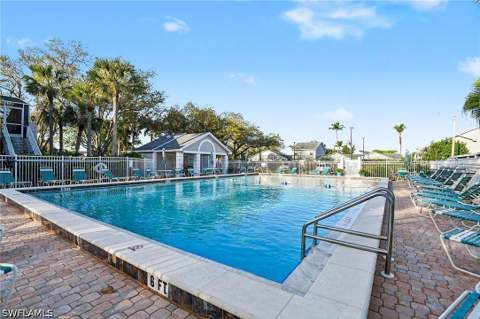 14501 Lakewood Trace Ct 103, Fort Myers FL - photo 24 of 28