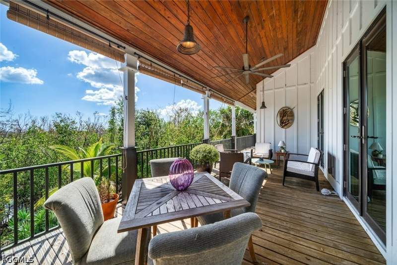 3 bedroom SingleFamilyResidence at 1428 Albatross Rd, The Dunes Sanibel Island, Sanibel — photo 2