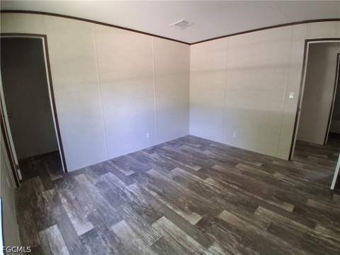 860 N Live Oak St, Clewiston FL - photo 7 of 38