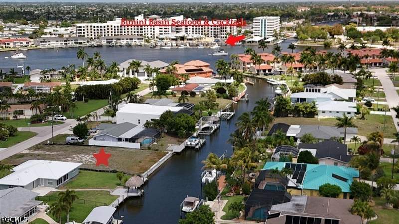 4 bedroom SingleFamilyResidence at 5125 Avalon Dr, Yacht Club, Cape Coral — photo 3
