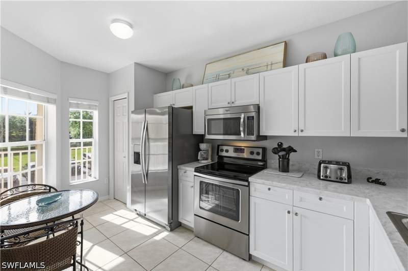 2 bedroom Condominium at 9175 Celeste Dr 204, Coral Falls Resort, Naples — photo 5