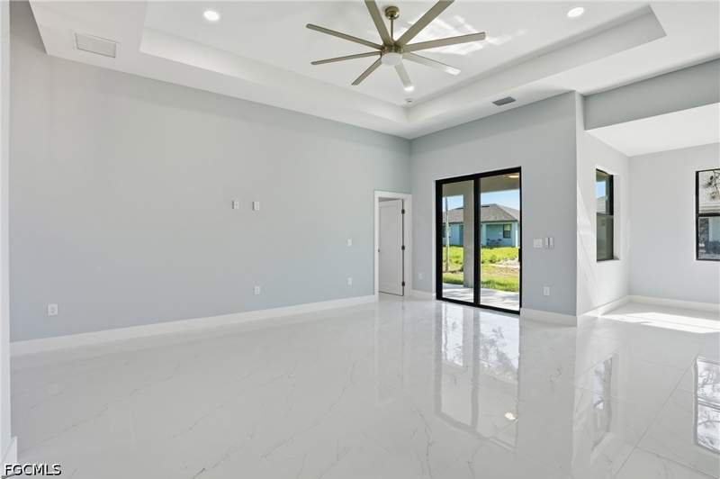 3 bedroom SingleFamilyResidence at 431 Palmyra Ave, Southwood, Lehigh Acres — photo 4