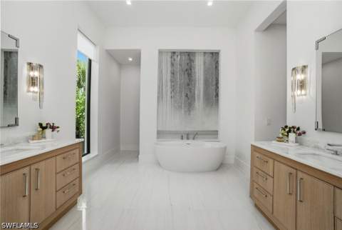 264 8th Ave S, Naples FL - photo 12 of 40