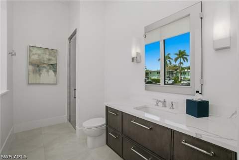 264 8th Ave S, Naples FL - photo 16 of 40