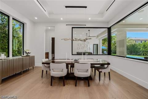 264 8th Ave S, Naples FL - photo 6 of 40