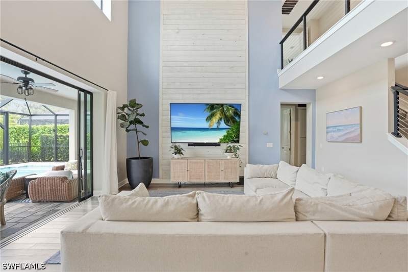 4 bedroom SingleFamilyResidence at 19194 Elston Way, The Place At Corkscrew, Estero — photo 2