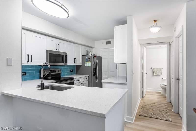 2 bedroom Condominium at 8940 Colonnades Ct E 713, San Mirage, Bonita Springs — photo 3